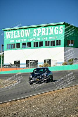 media/Oct-18-2025-Extreme Speed (Sat) [[d6d7e1fef1]]/Group 3 Purple/Session 1 (Turn 4)/